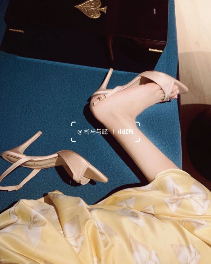 高跟 细跟 尖头 低帮 一脚蹬 浅口鞋 