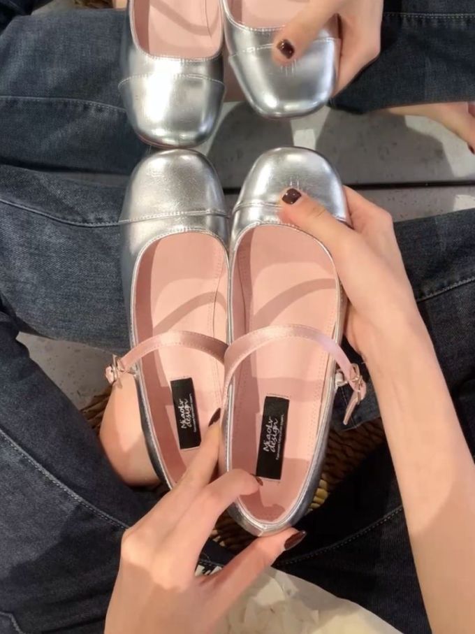 圆头 袢扣 浅口鞋 