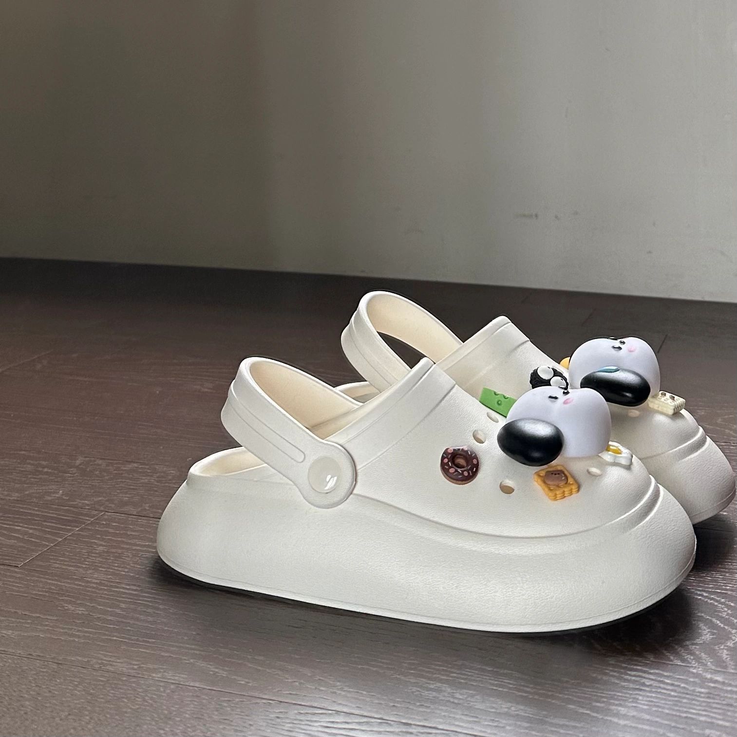 无帮  - VALI鞋履AI设计主图