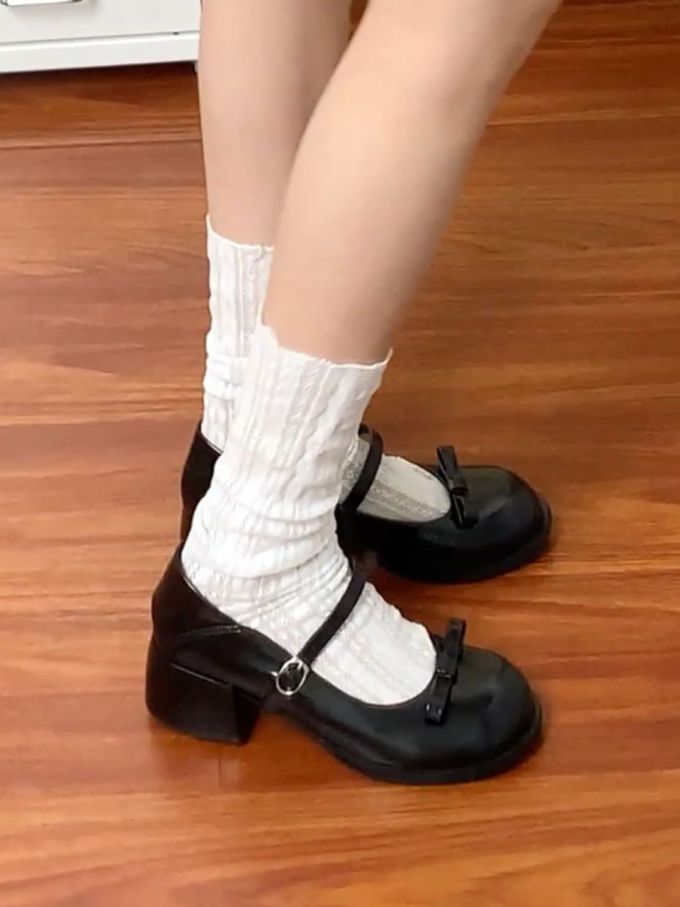 圆头 袢扣 浅口鞋 皮革 