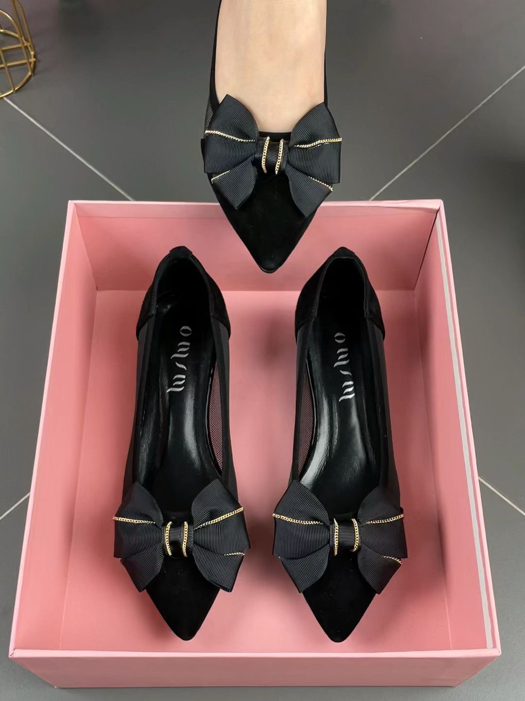 尖头 低帮 一脚蹬 浅口鞋 皮革  - VALI鞋履AI设计主图