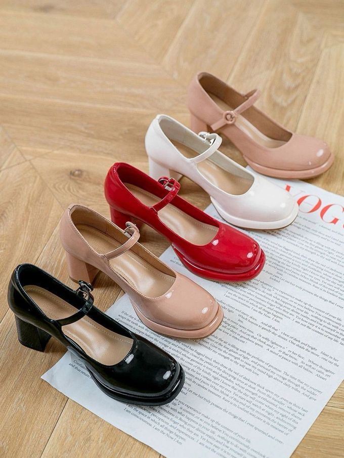 圆头 袢扣 中口鞋 皮革 