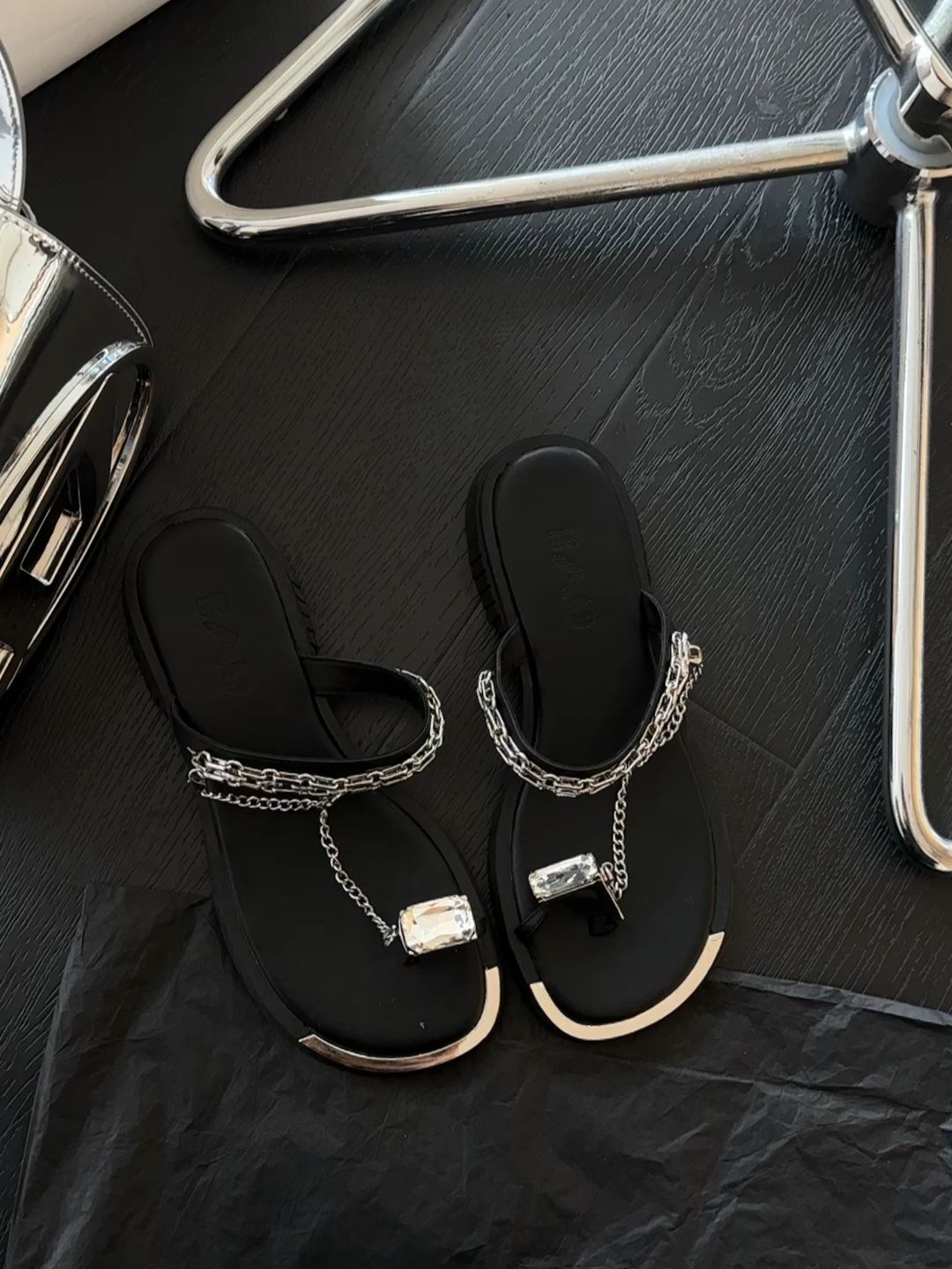 无帮  - VALI鞋履AI设计主图