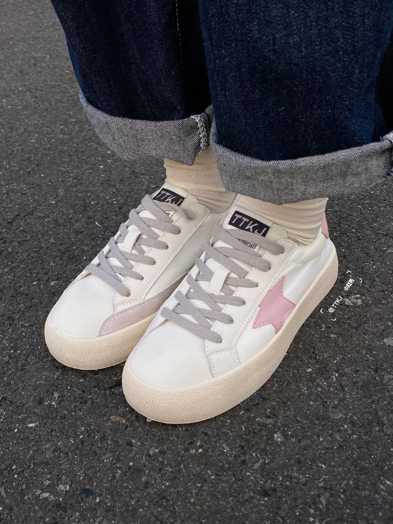 低帮 系带 皮革  - VALI鞋履AI设计主图