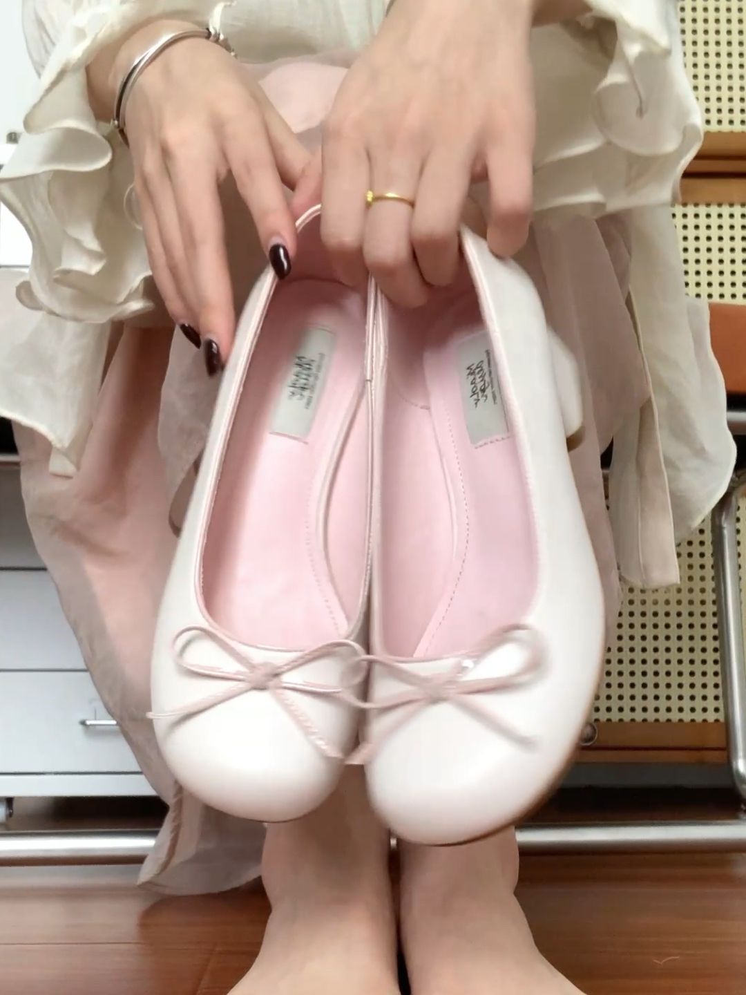 圆头 一脚蹬 浅口鞋 皮革  - VALI鞋履AI设计主图