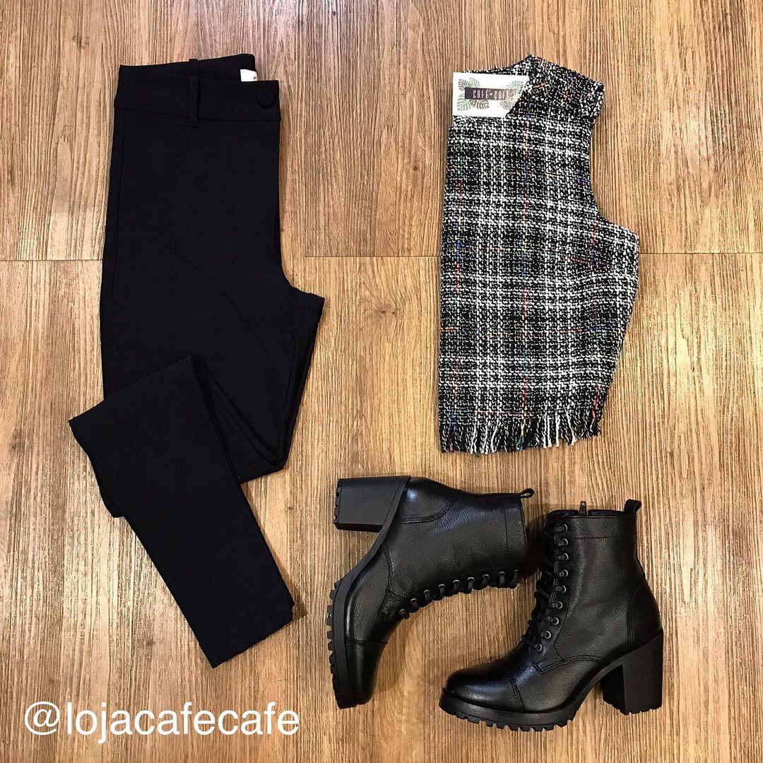 夜空色  - VALI鞋履AI设计主图