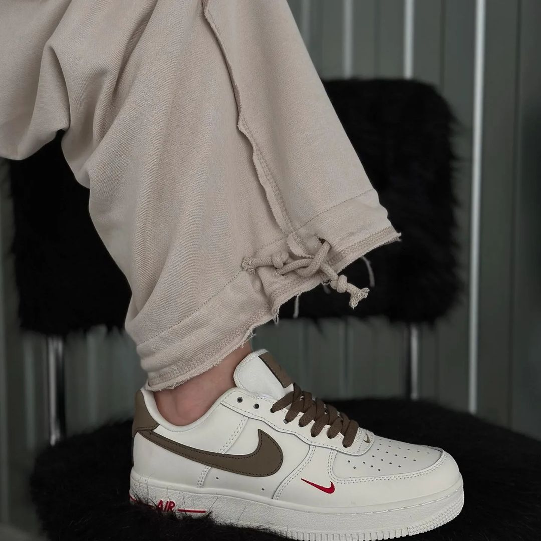 毛纺 O型 圆形领 城堡灰 岩脊色 蘑菇色  - VALI鞋履AI设计主图