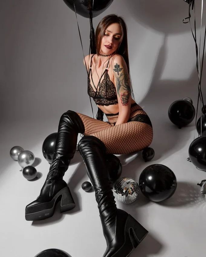 皮革  - VALI鞋履AI设计主图