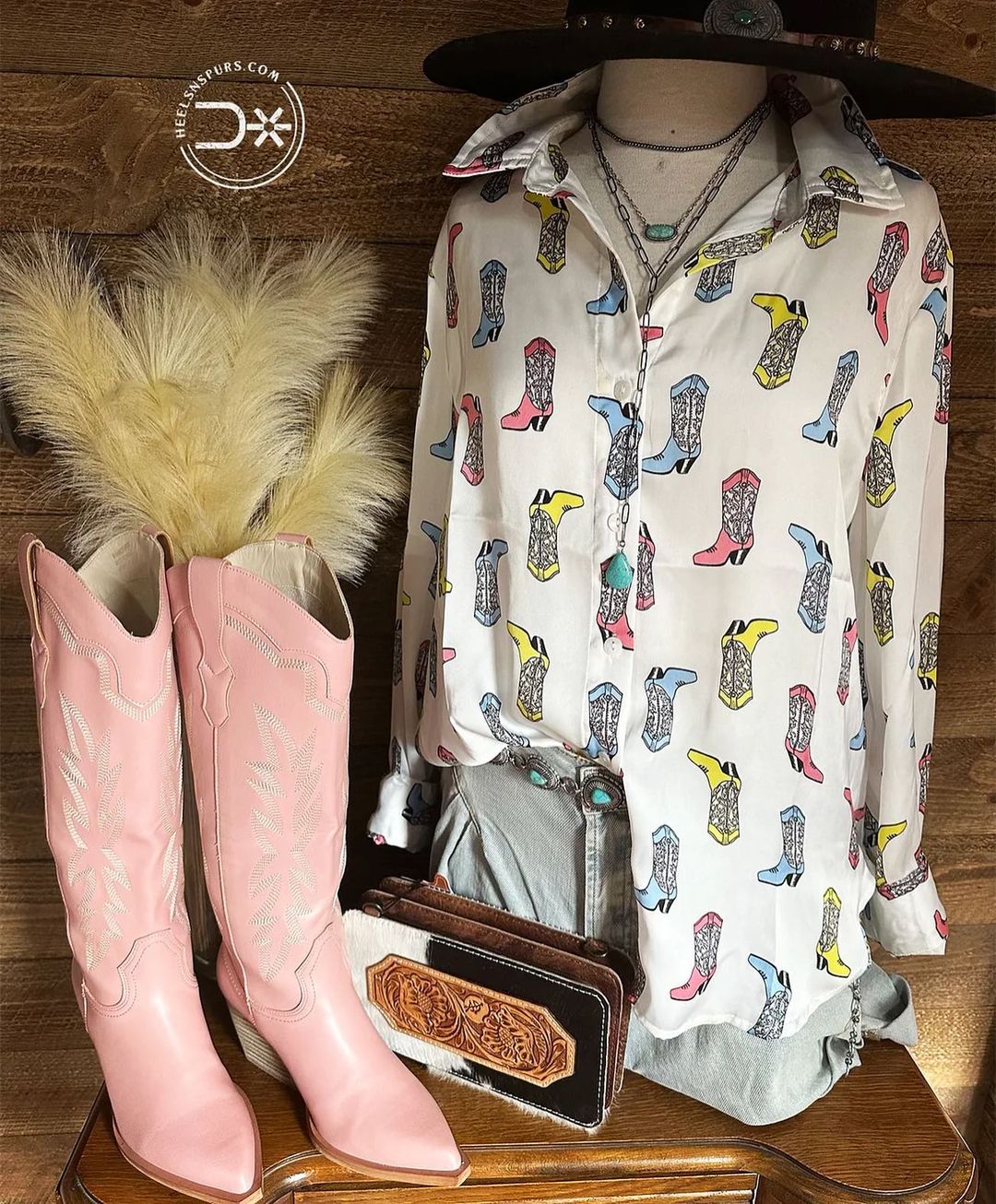 雪纺 H型 衬衫领 动物图案 印花 云白 亮白色  - VALI鞋履AI设计主图