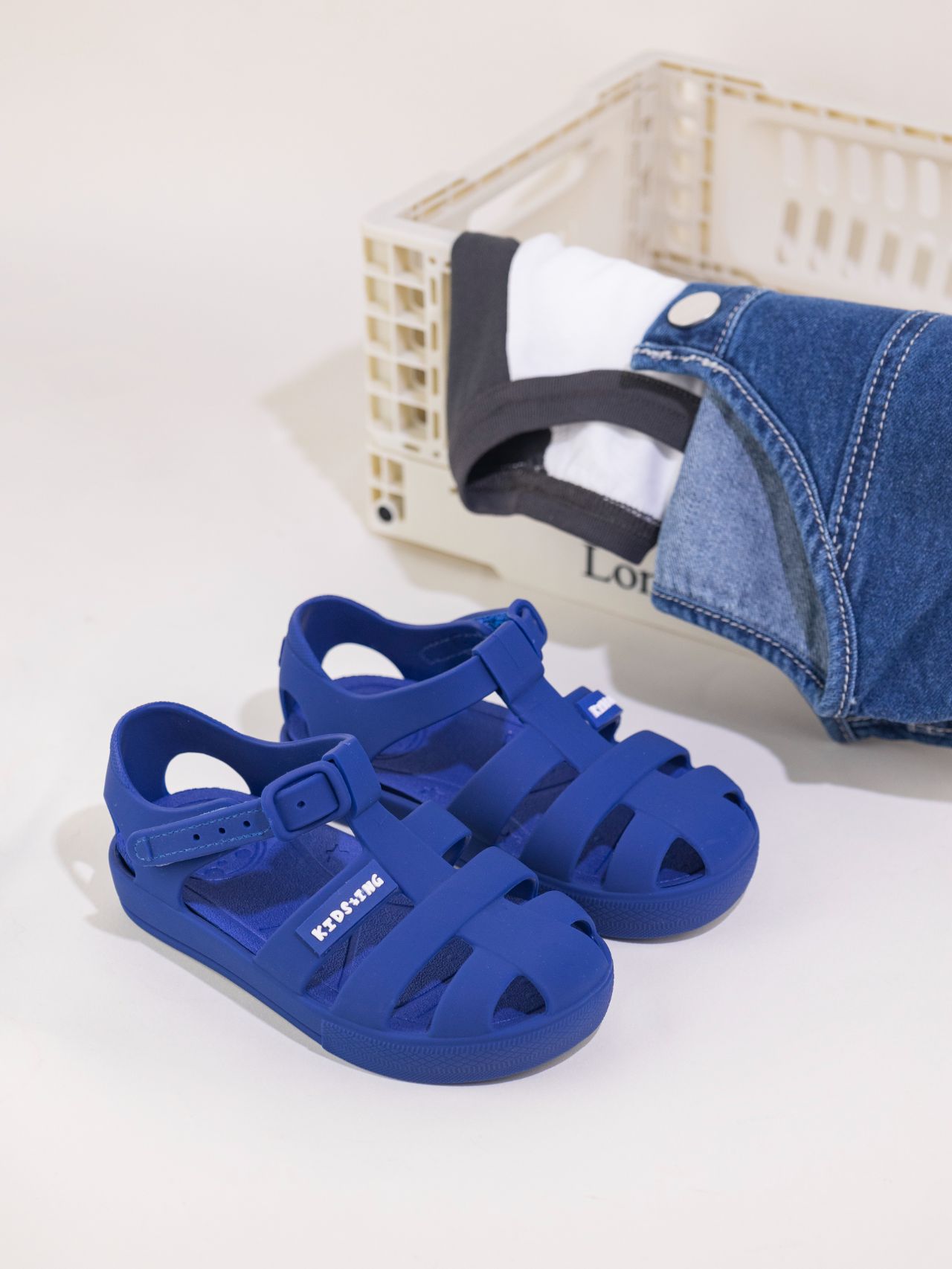 无帮  - VALI鞋履AI设计主图