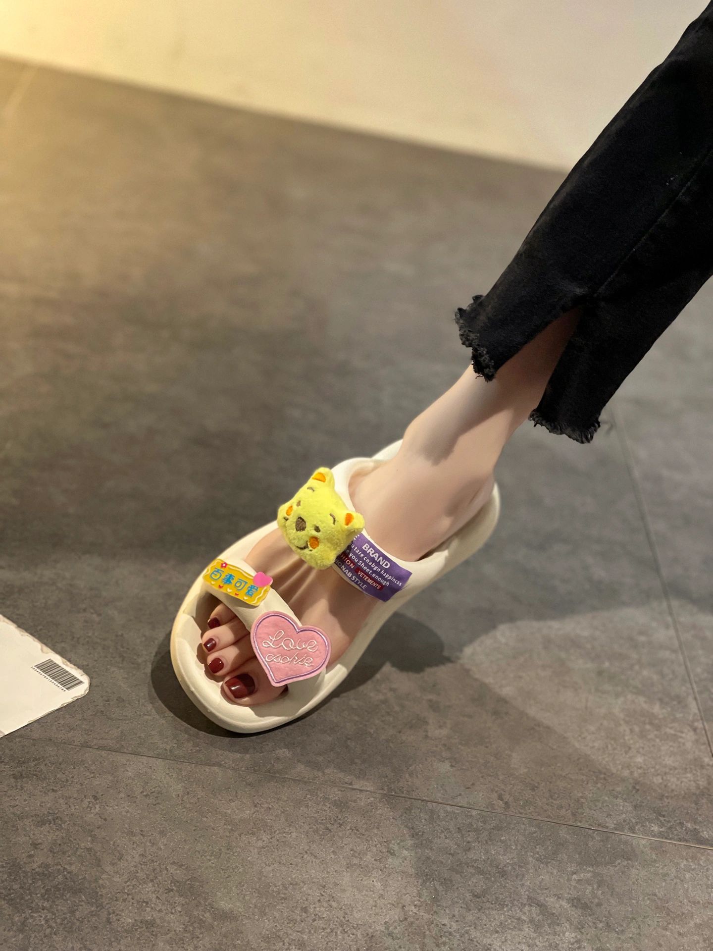 无帮  - VALI鞋履AI设计主图