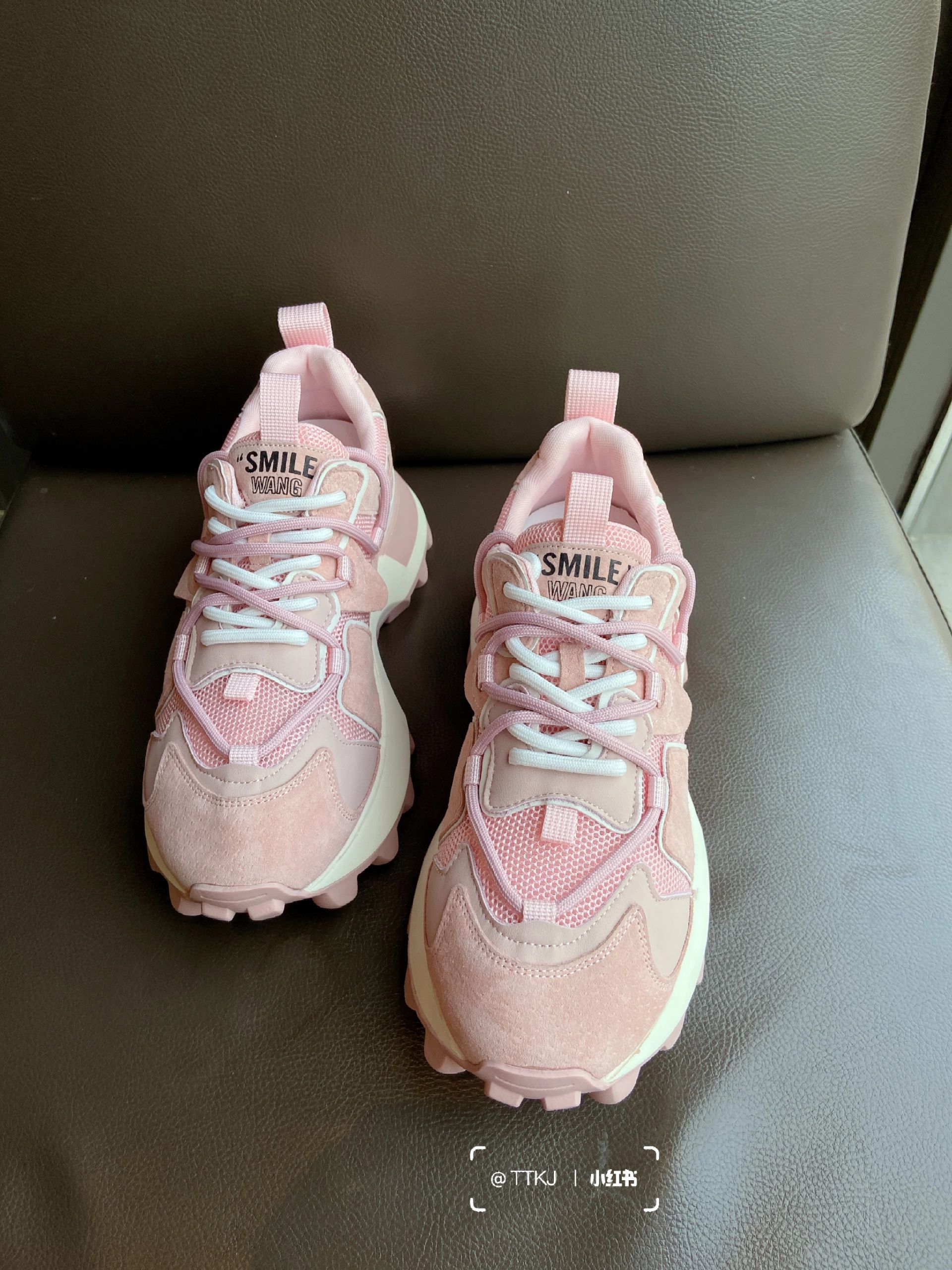 低帮 系带  - VALI鞋履AI设计主图