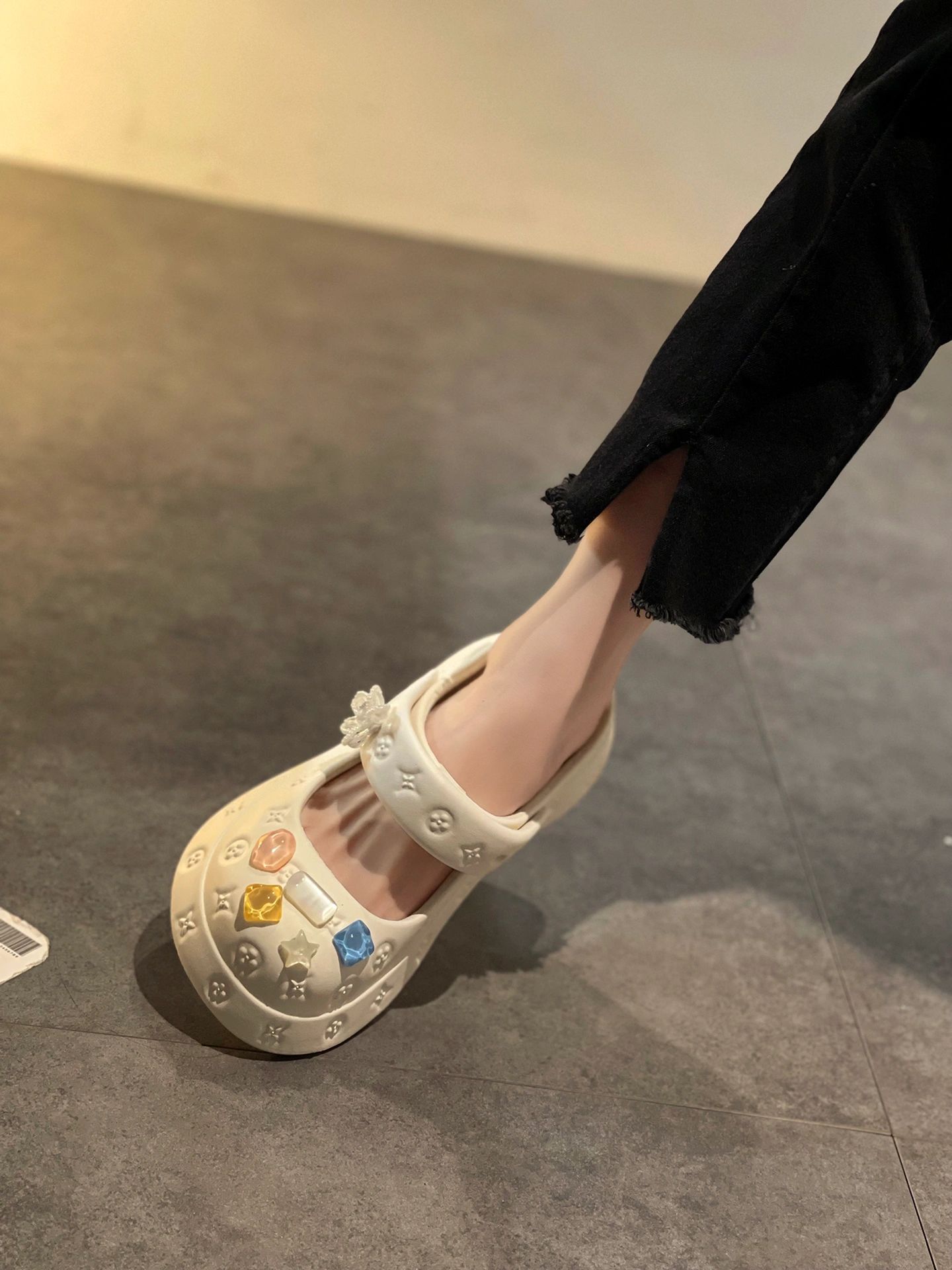 圆头 中口鞋  - VALI鞋履AI设计主图