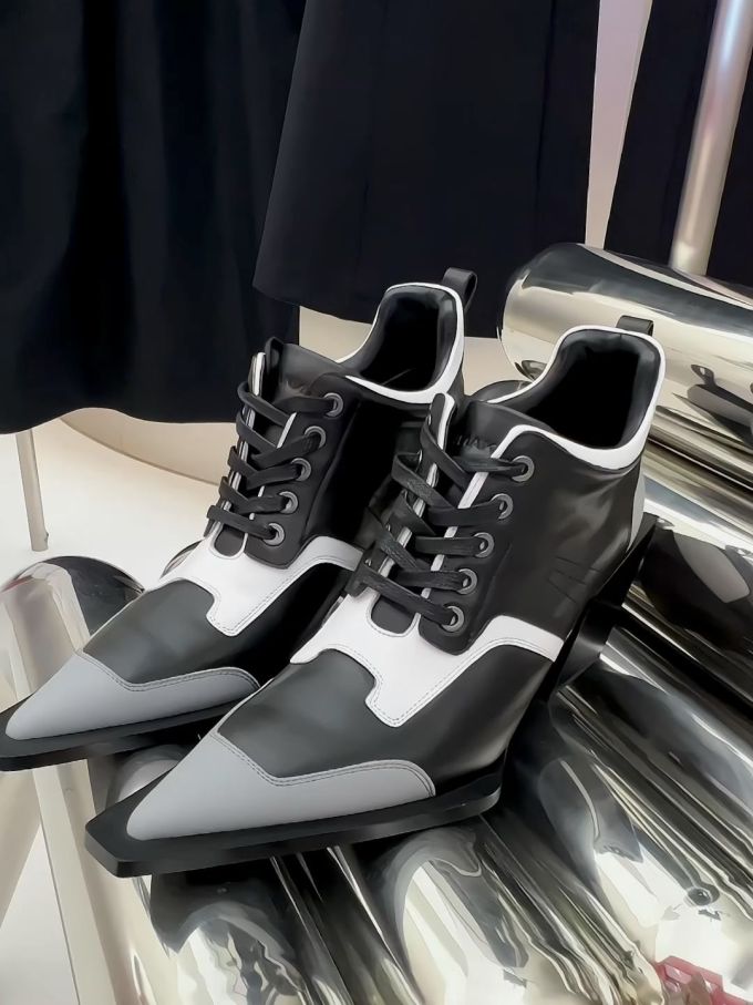 尖头 松紧带 皮革 