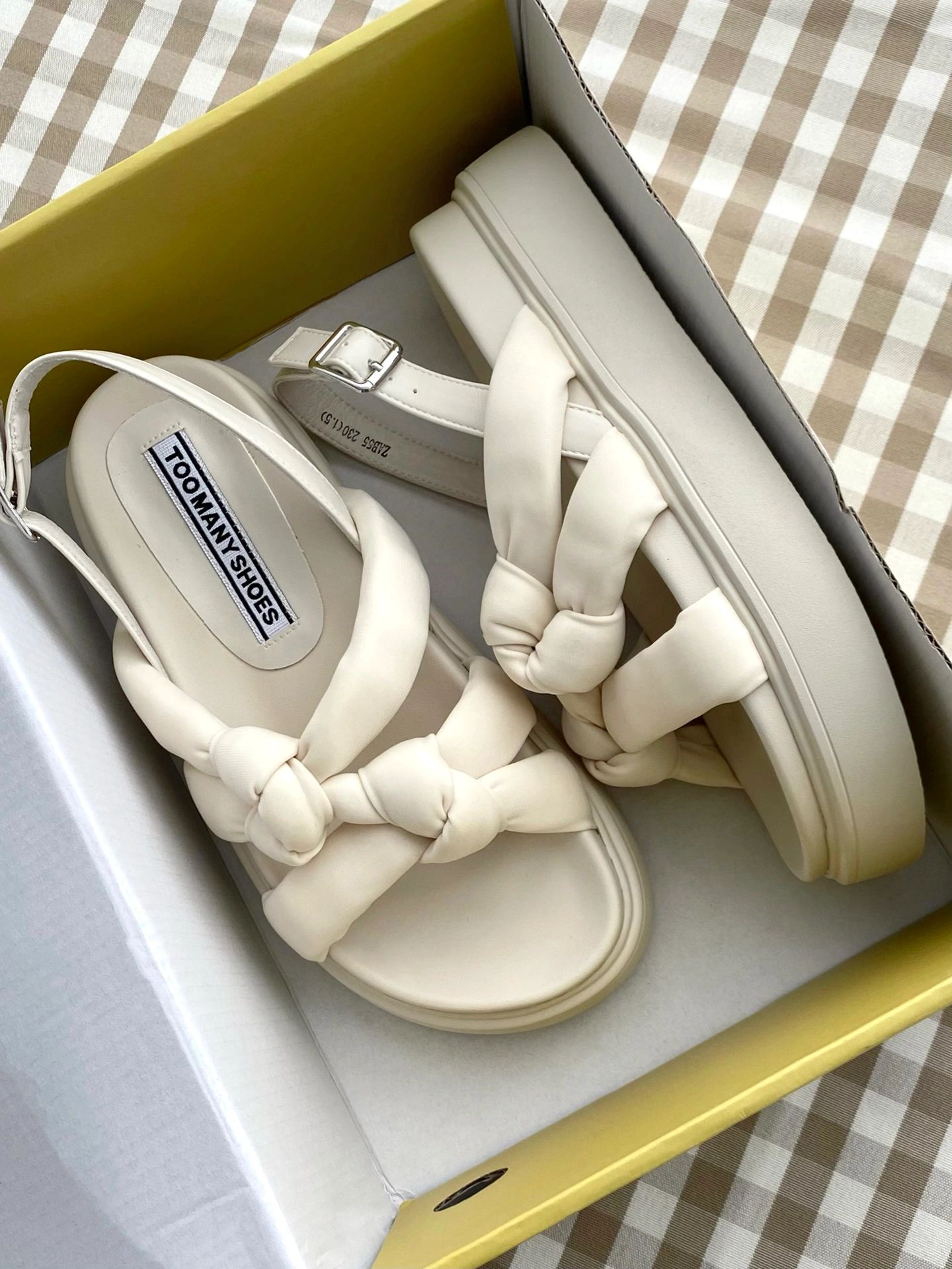 无帮 皮革  - VALI鞋履AI设计主图