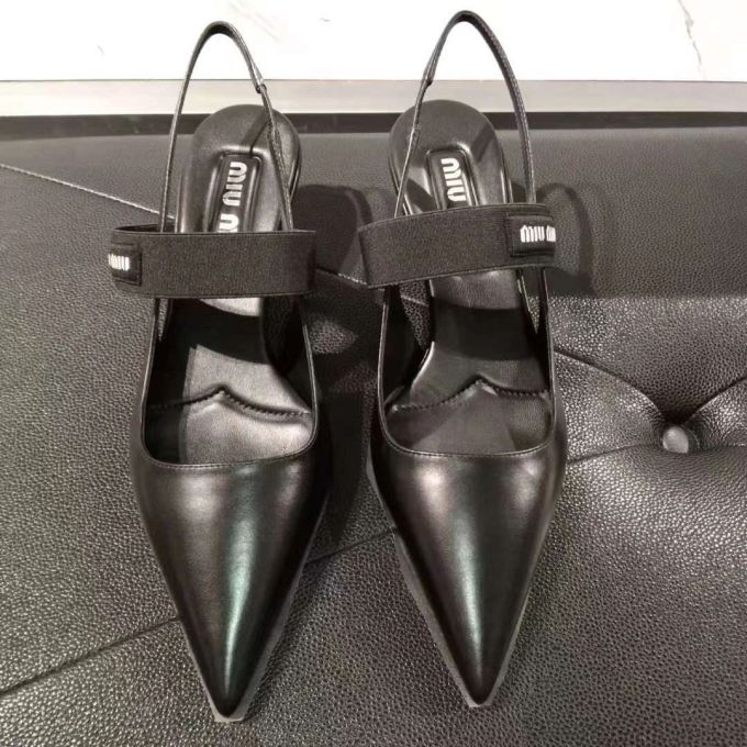 无帮 松紧带 皮革 