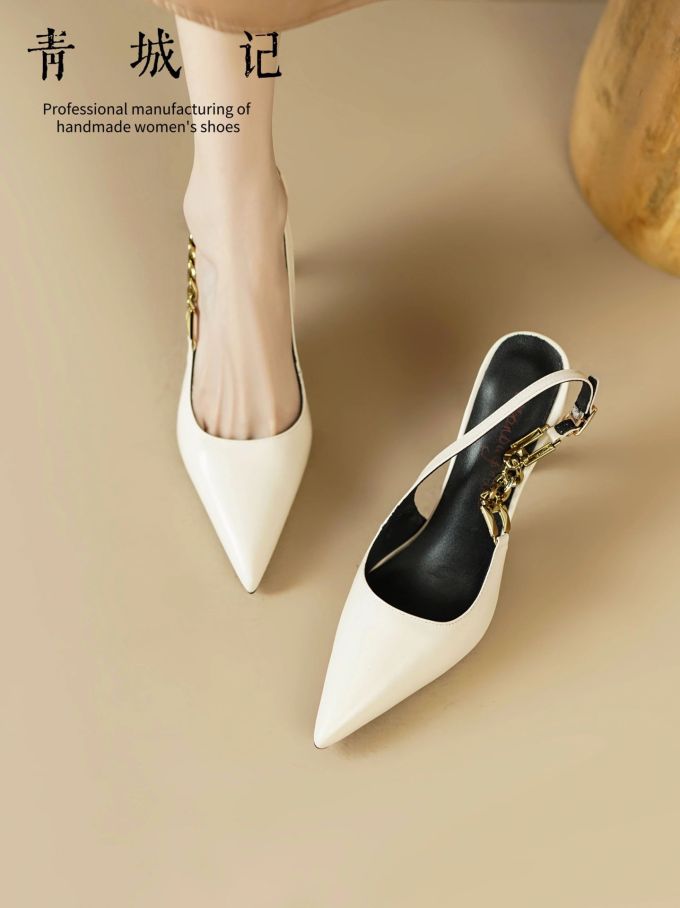 尖头 袢扣 浅口鞋 皮革 