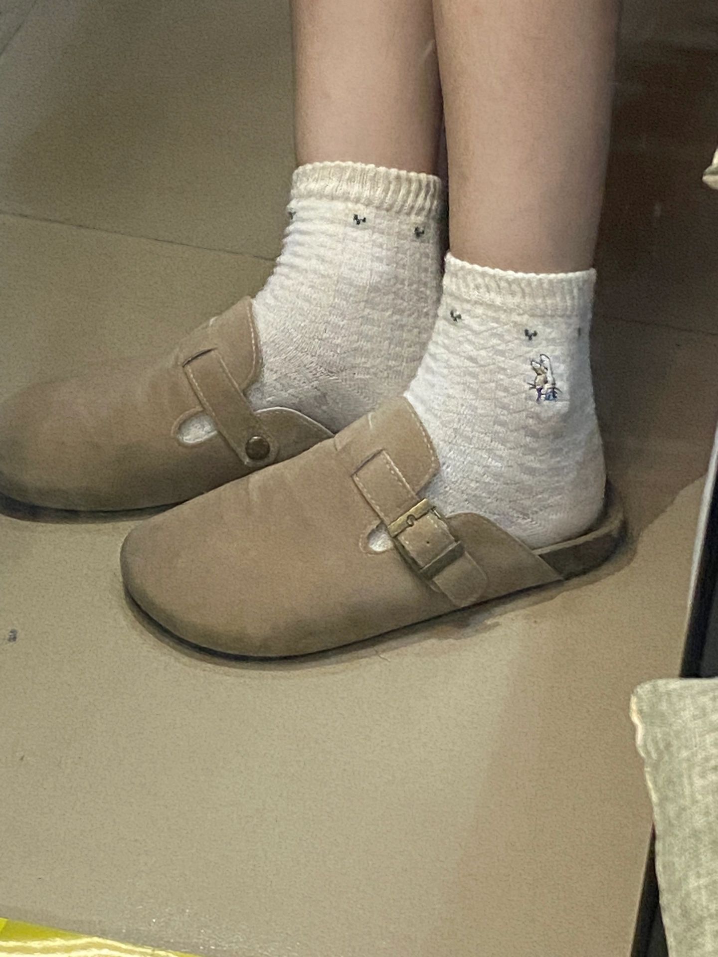 无帮 袢扣 皮革  - VALI鞋履AI设计主图