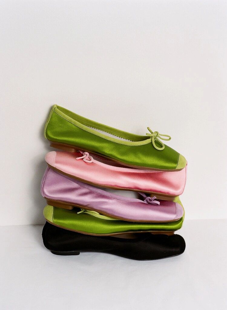 异形头-分趾 一脚蹬 浅口鞋 皮革  - VALI鞋履AI设计主图