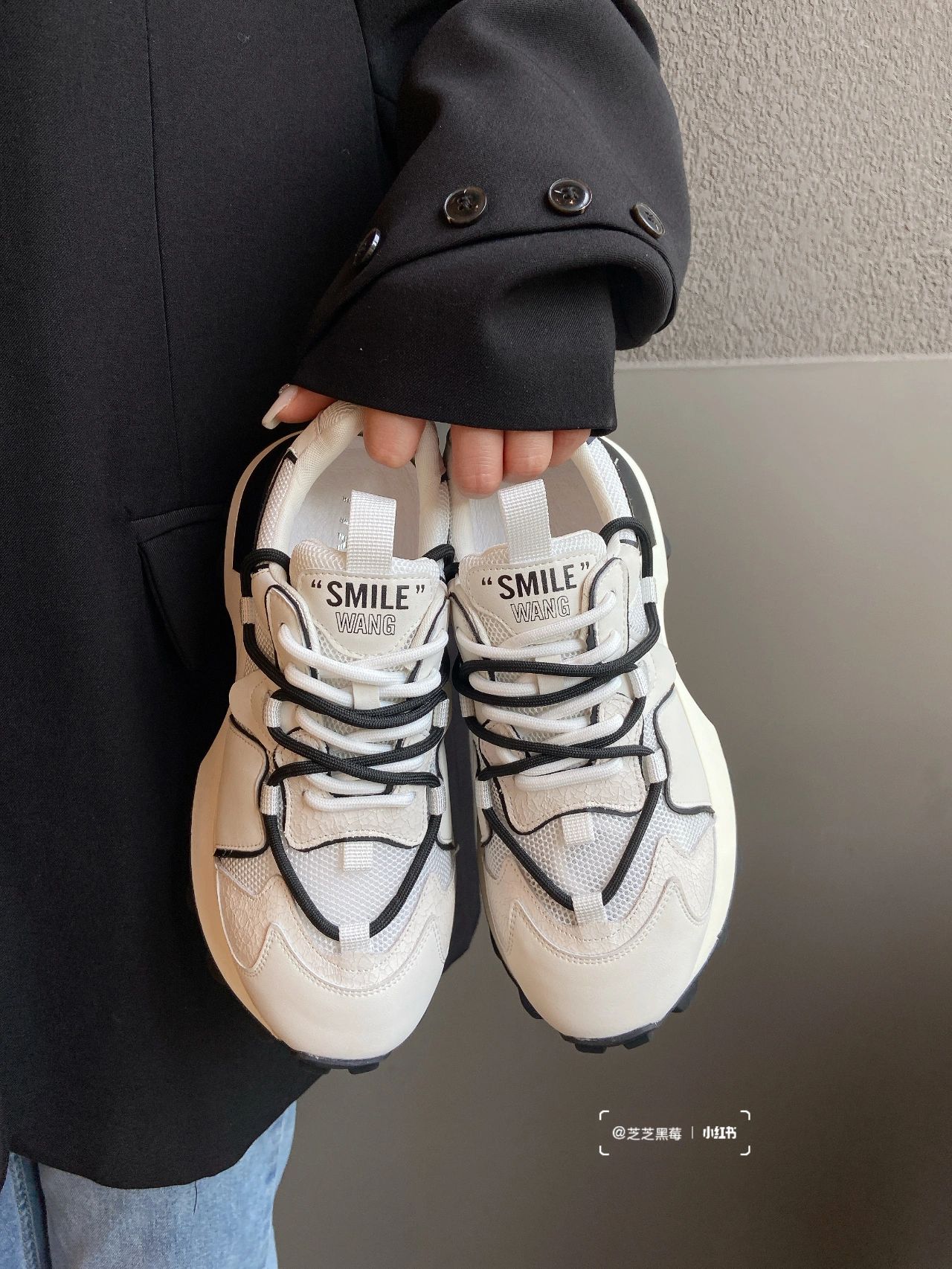 系带 皮革  - VALI鞋履AI设计主图