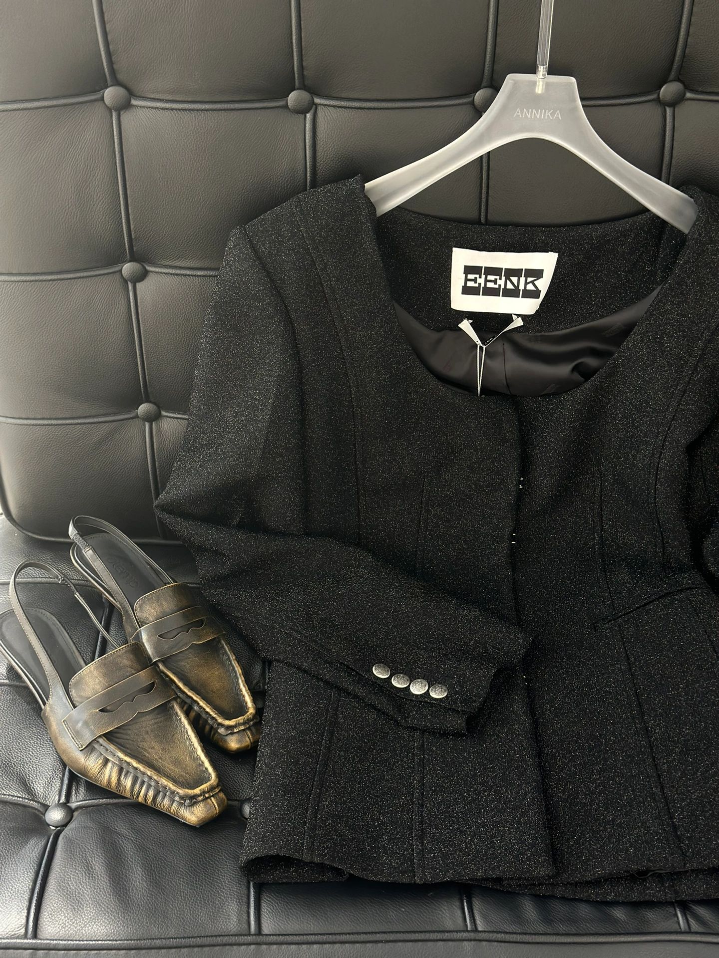 呢绒 圆形领 海盗黑 都市  - VALI鞋履AI设计主图