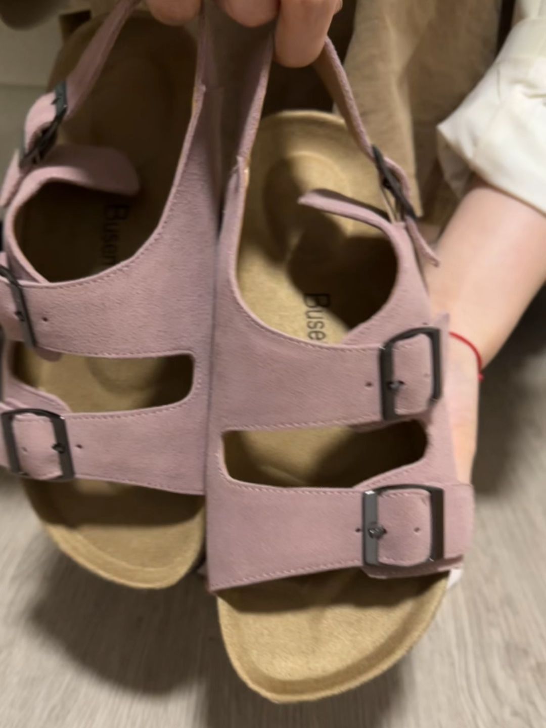 无帮 袢扣 皮革  - VALI鞋履AI设计主图