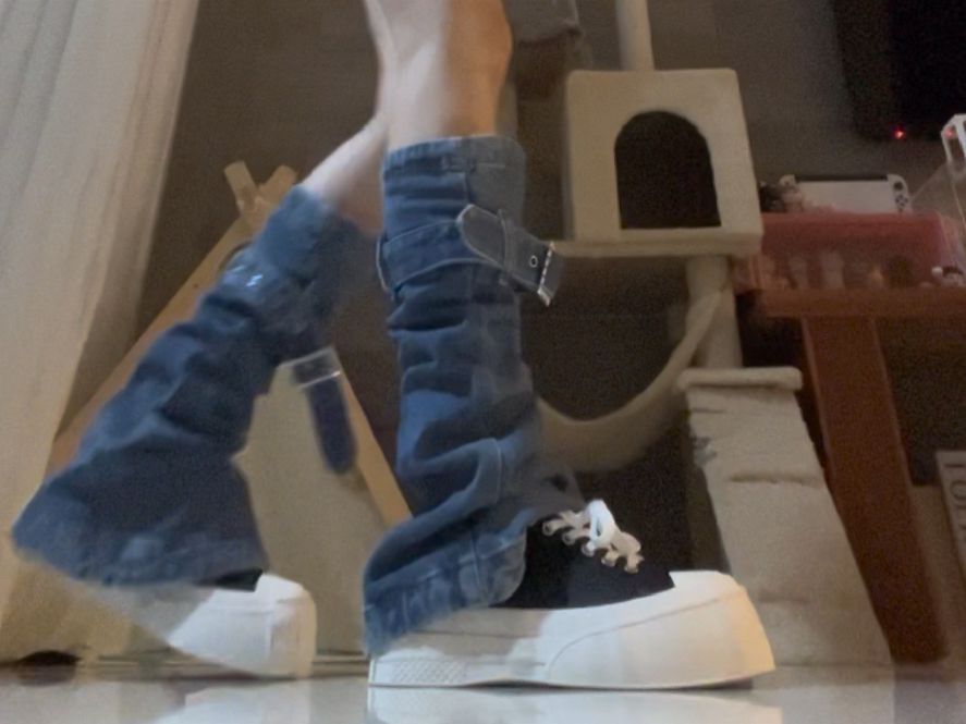  - VALI鞋履AI设计主图