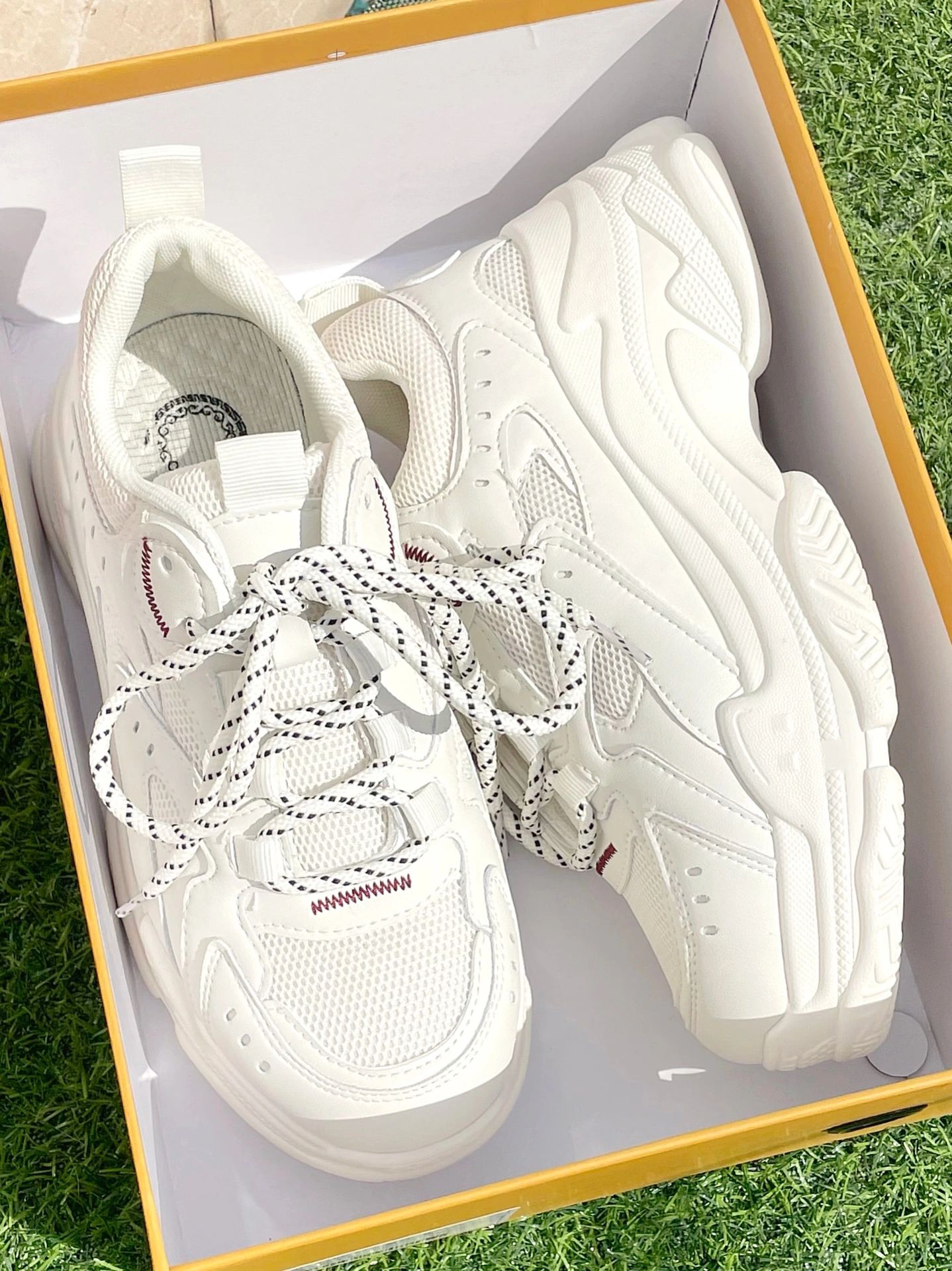 低帮 系带  - VALI鞋履AI设计主图