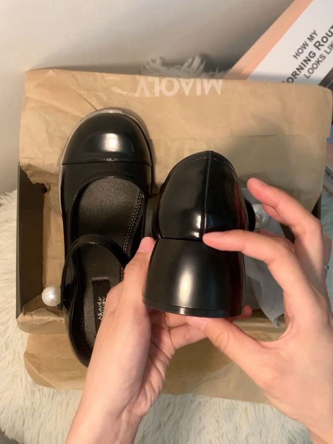 圆头 浅口鞋 皮革 