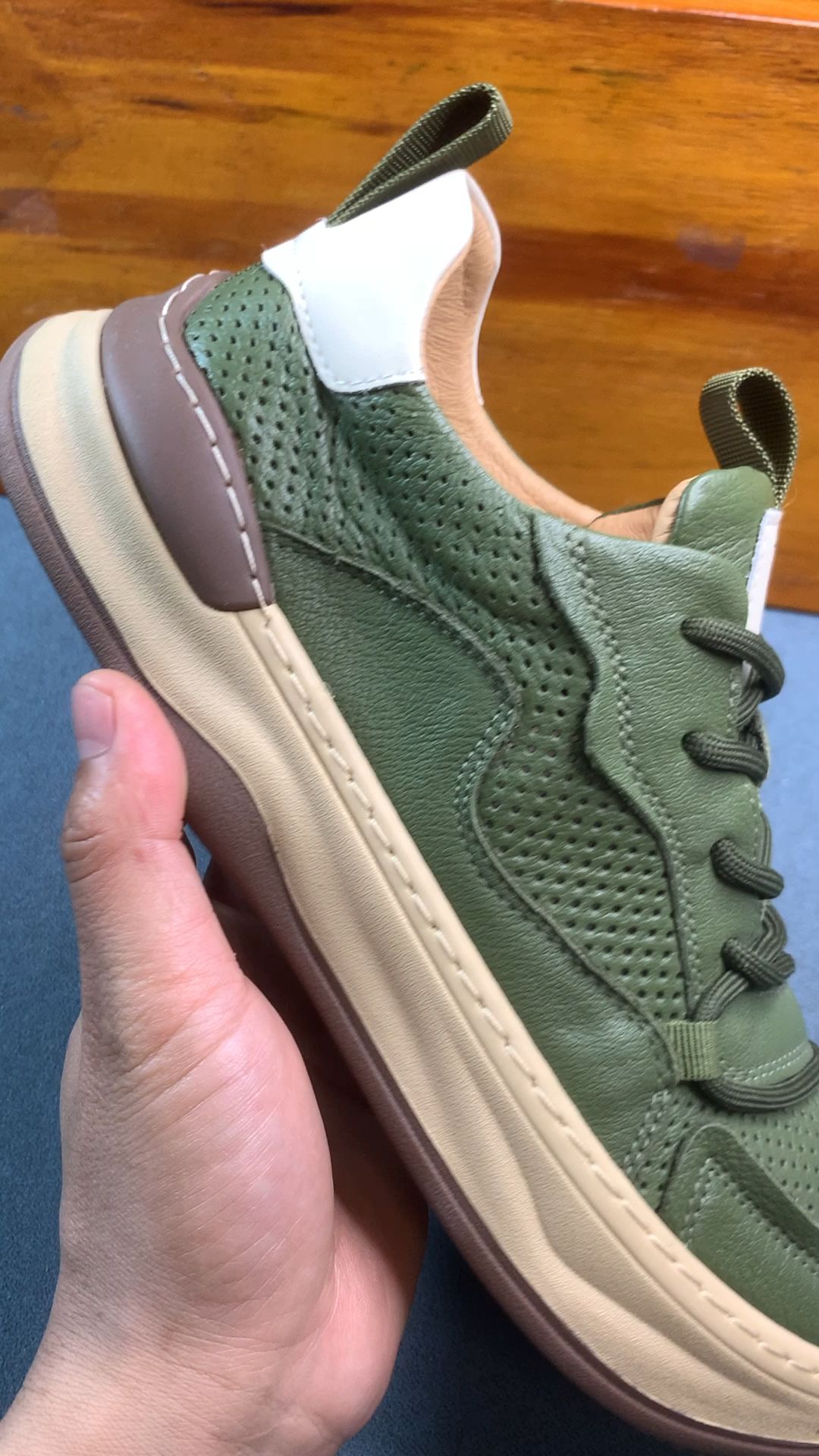 低帮 系带 皮革  - VALI鞋履AI设计主图