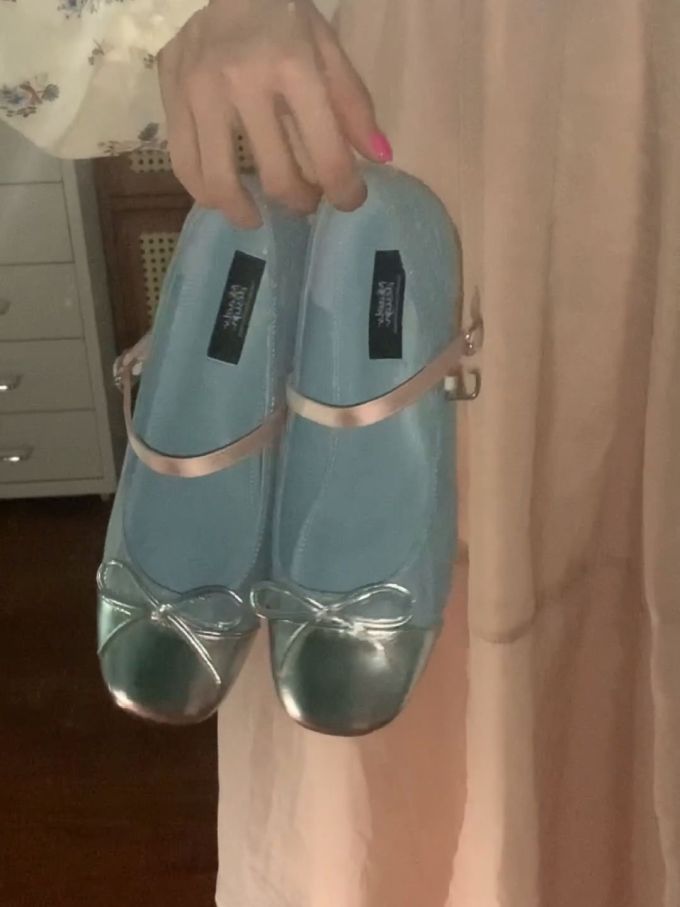 圆头 袢扣 浅口鞋 皮革 