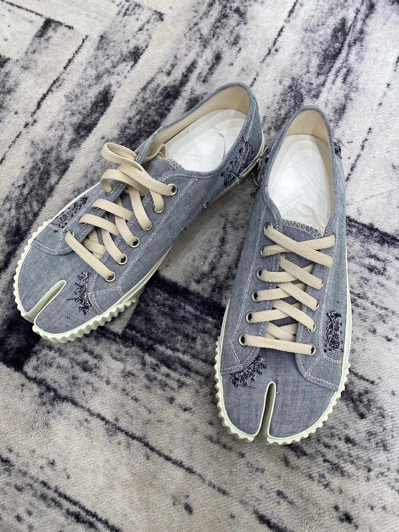 低帮 系带 网面  - VALI鞋履AI设计主图