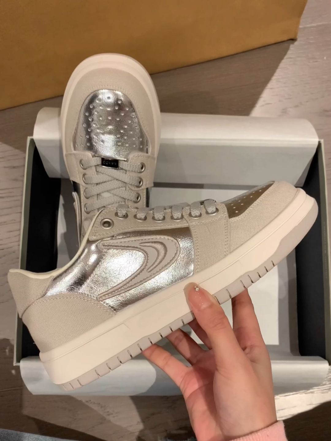 低帮 系带  - VALI鞋履AI设计主图