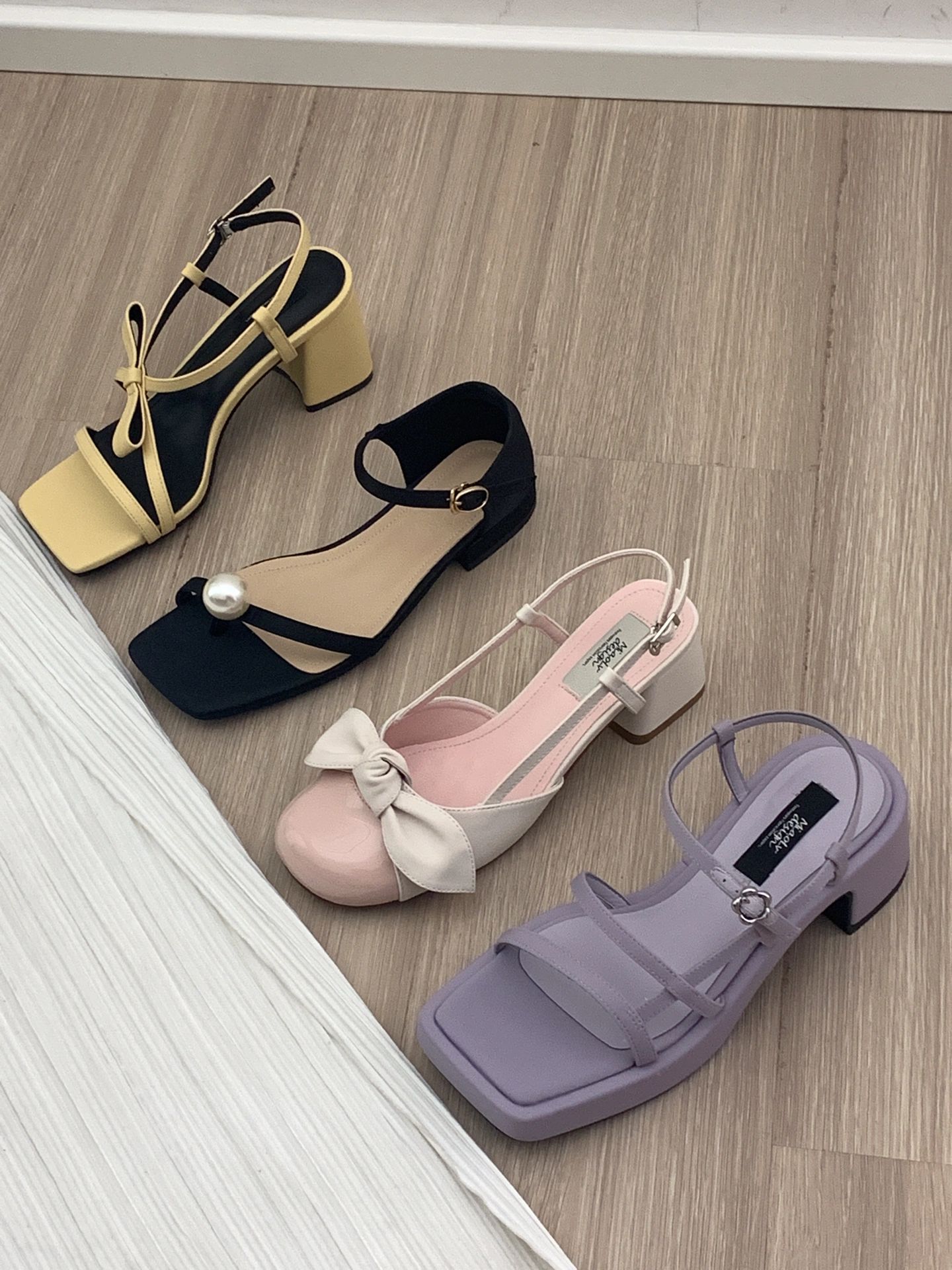 方头 袢扣  - VALI鞋履AI设计主图