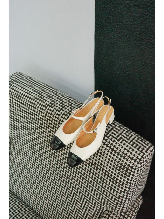 圆头 袢扣 浅口鞋 皮革 