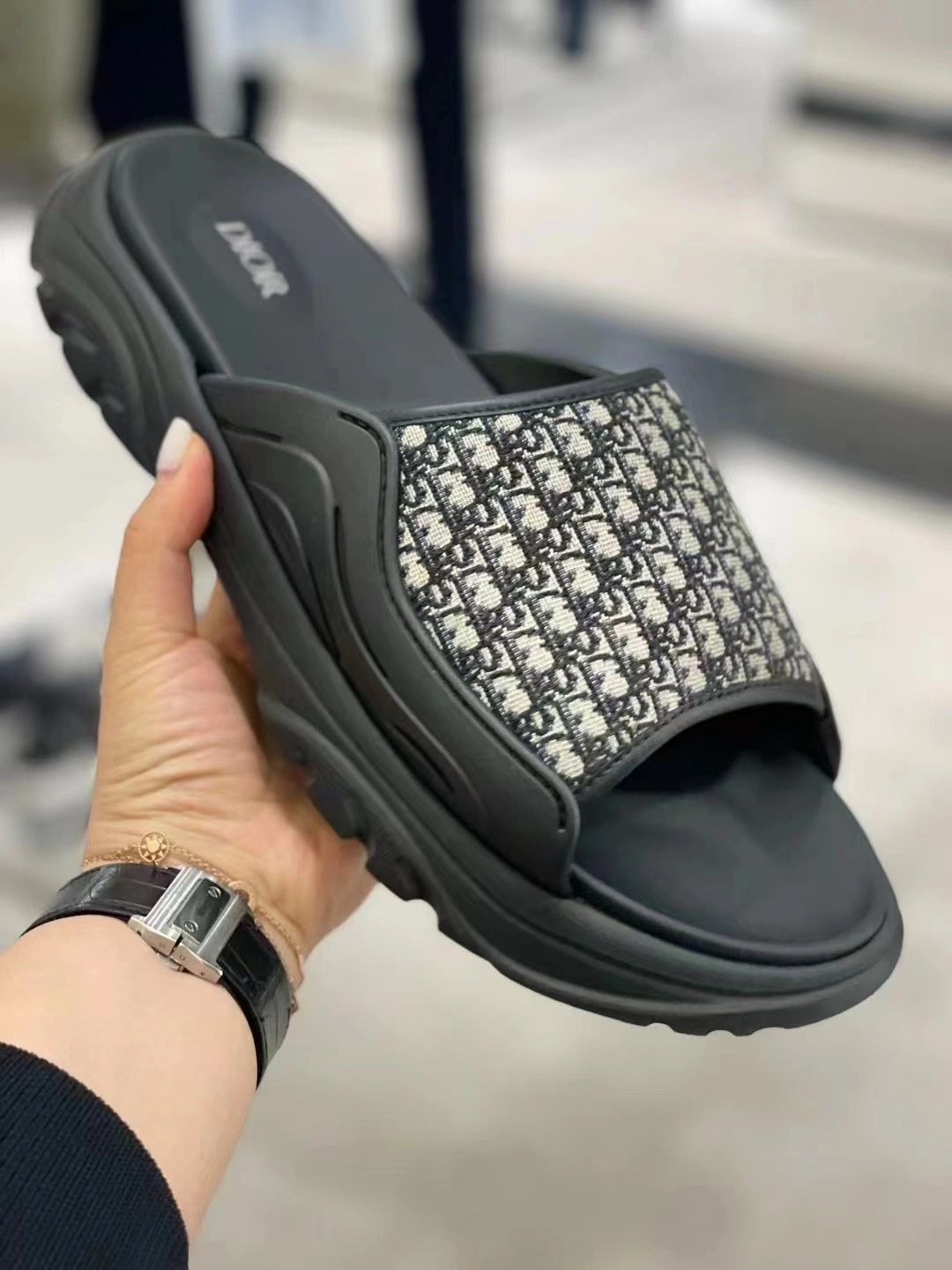 无帮 网面  - VALI鞋履AI设计主图