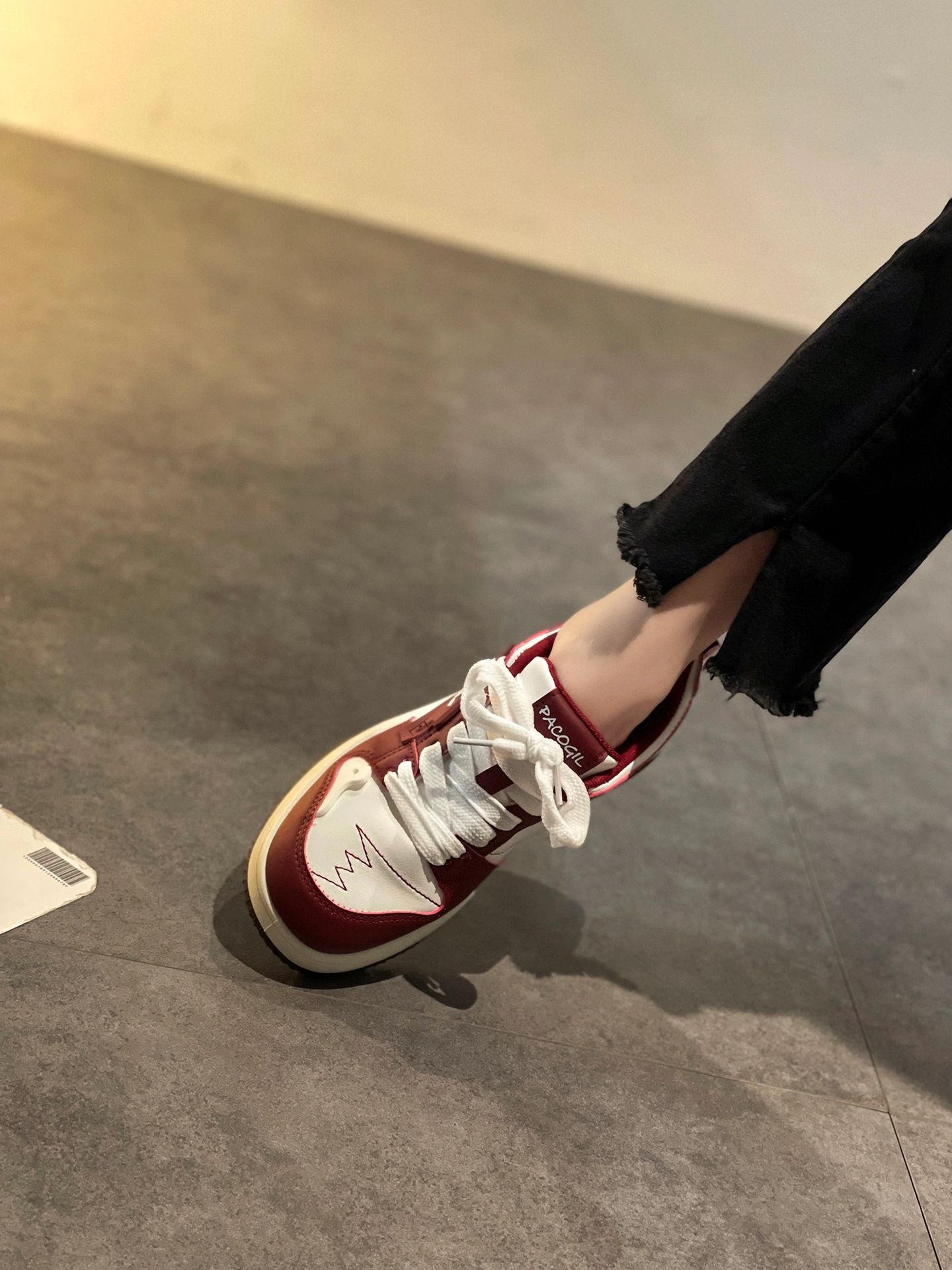 系带 皮革  - VALI鞋履AI设计主图