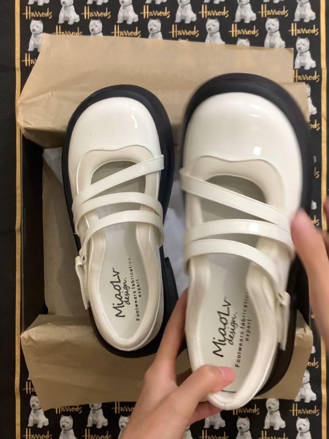 圆头 中口鞋 皮革  - VALI鞋履AI设计主图