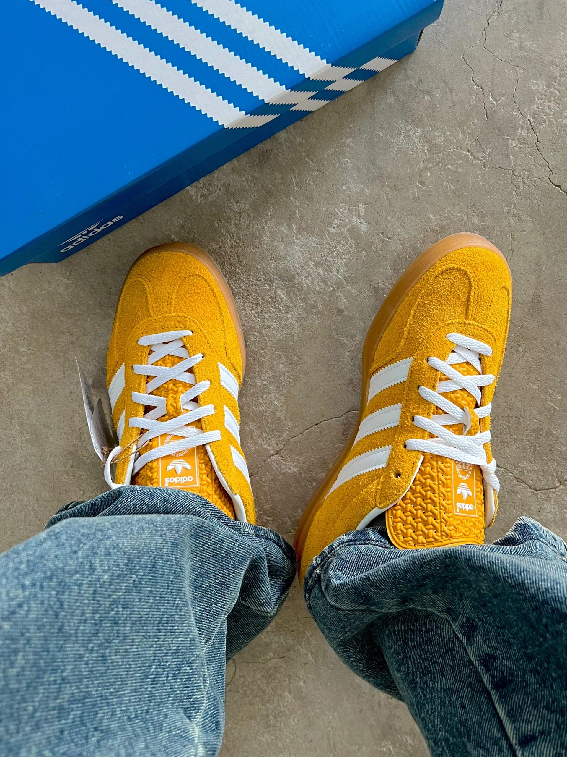 低帮 系带 皮革  - VALI鞋履AI设计主图