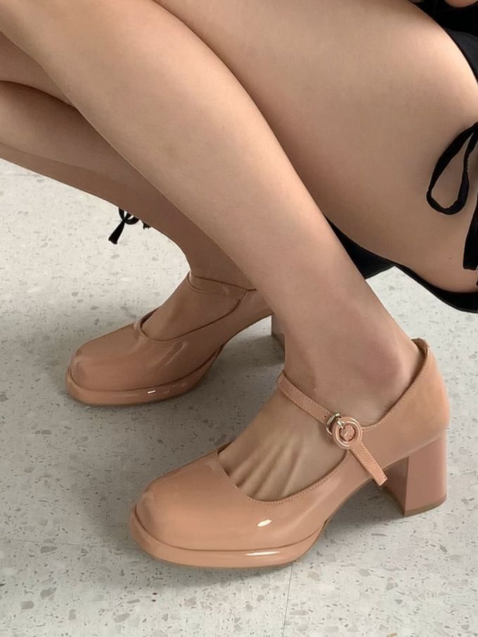 圆头 袢扣 中口鞋 皮革 