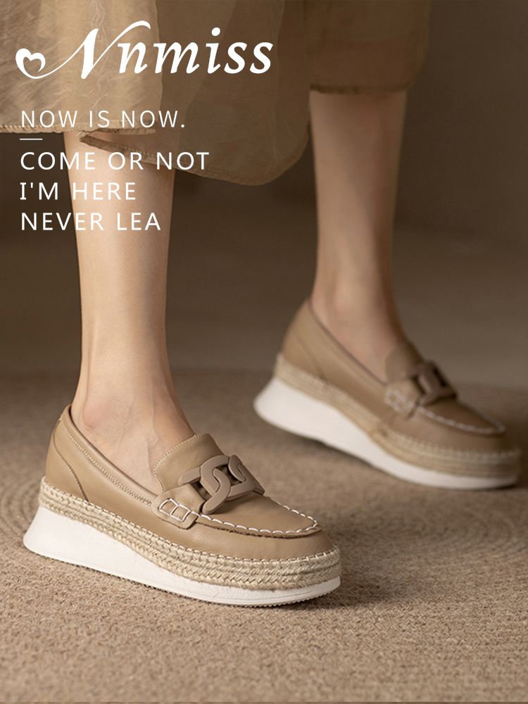 平底 圆头 低帮 一脚蹬 深口鞋 皮革  - VALI鞋履AI设计主图