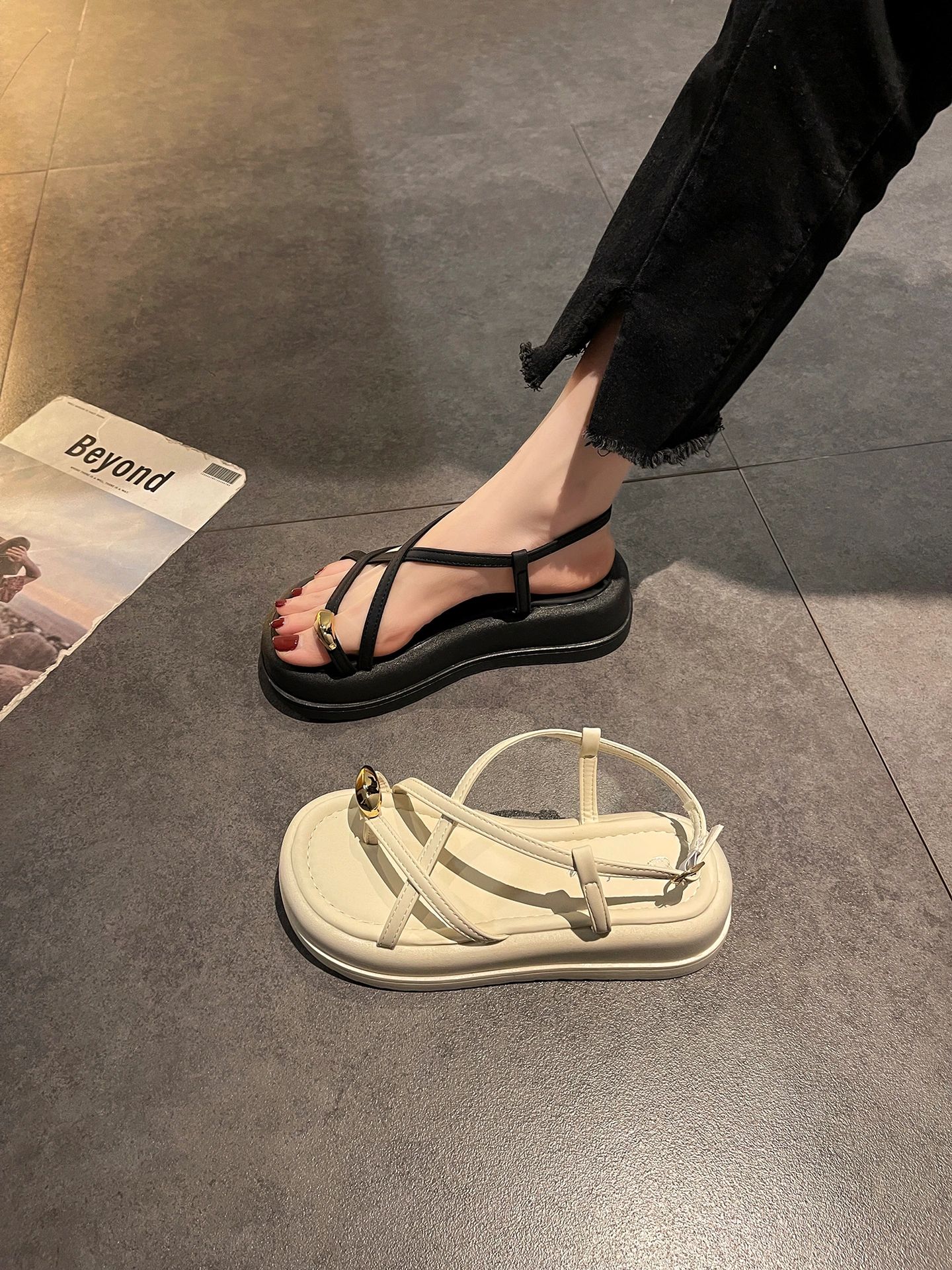 无帮 袢扣 皮革  - VALI鞋履AI设计主图