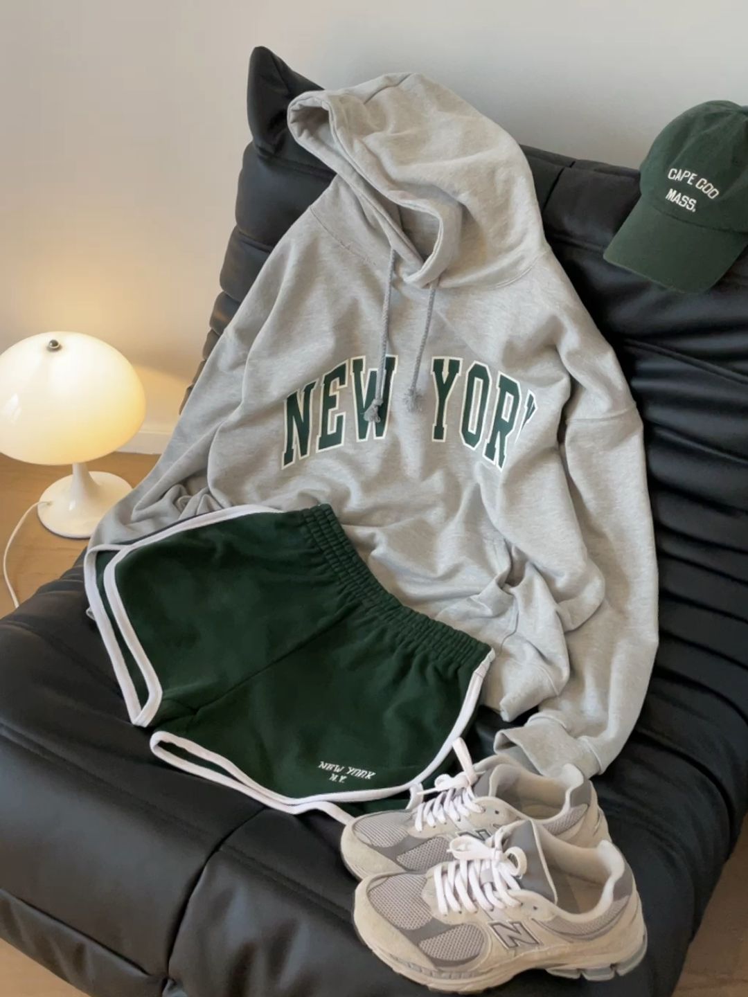 针织面料 连帽领 文字图案 印花 边缘装饰 梧桐绿 火石灰 基础绳带  - VALI鞋履AI设计主图