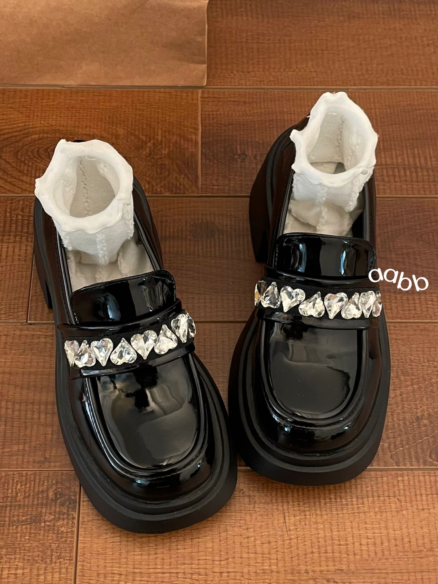 圆头 低帮 一脚蹬 深口鞋 皮革  - VALI鞋履AI设计主图