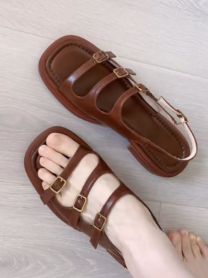 方头 袢扣 皮革 