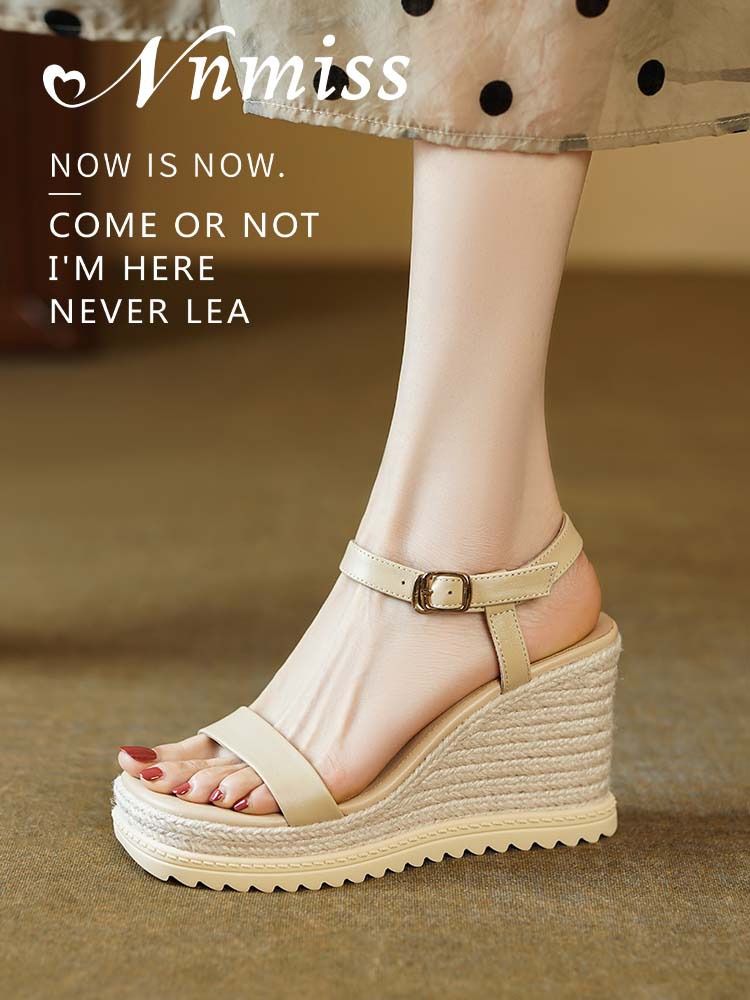 坡跟 无帮 袢扣 皮革  - VALI鞋履AI设计主图