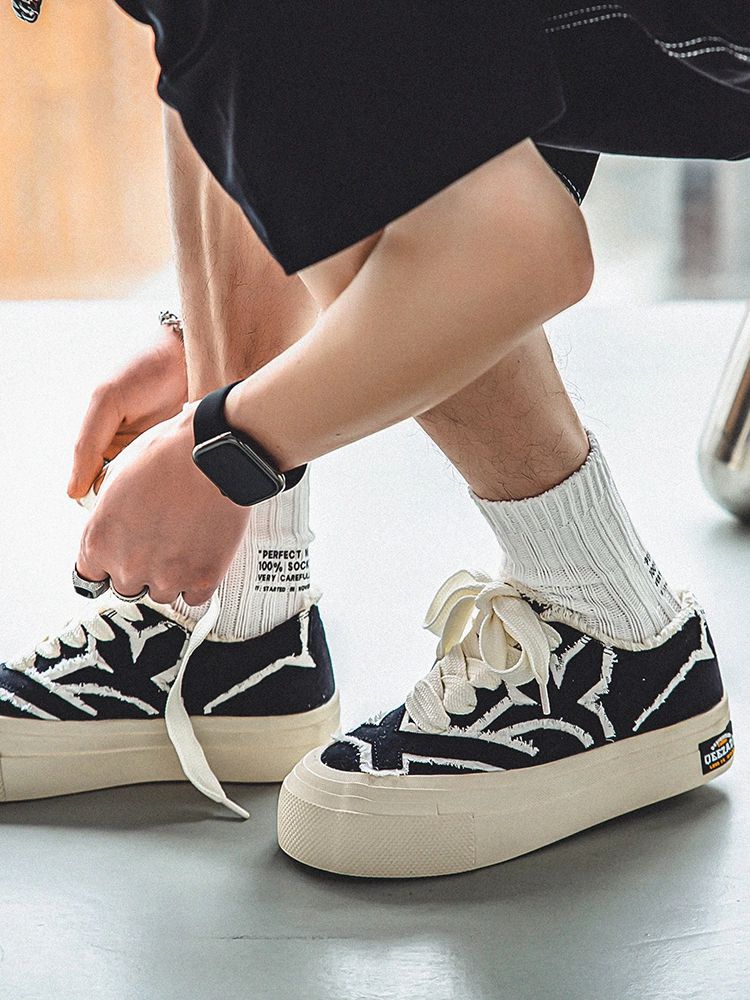 低帮 系带  - VALI鞋履AI设计主图