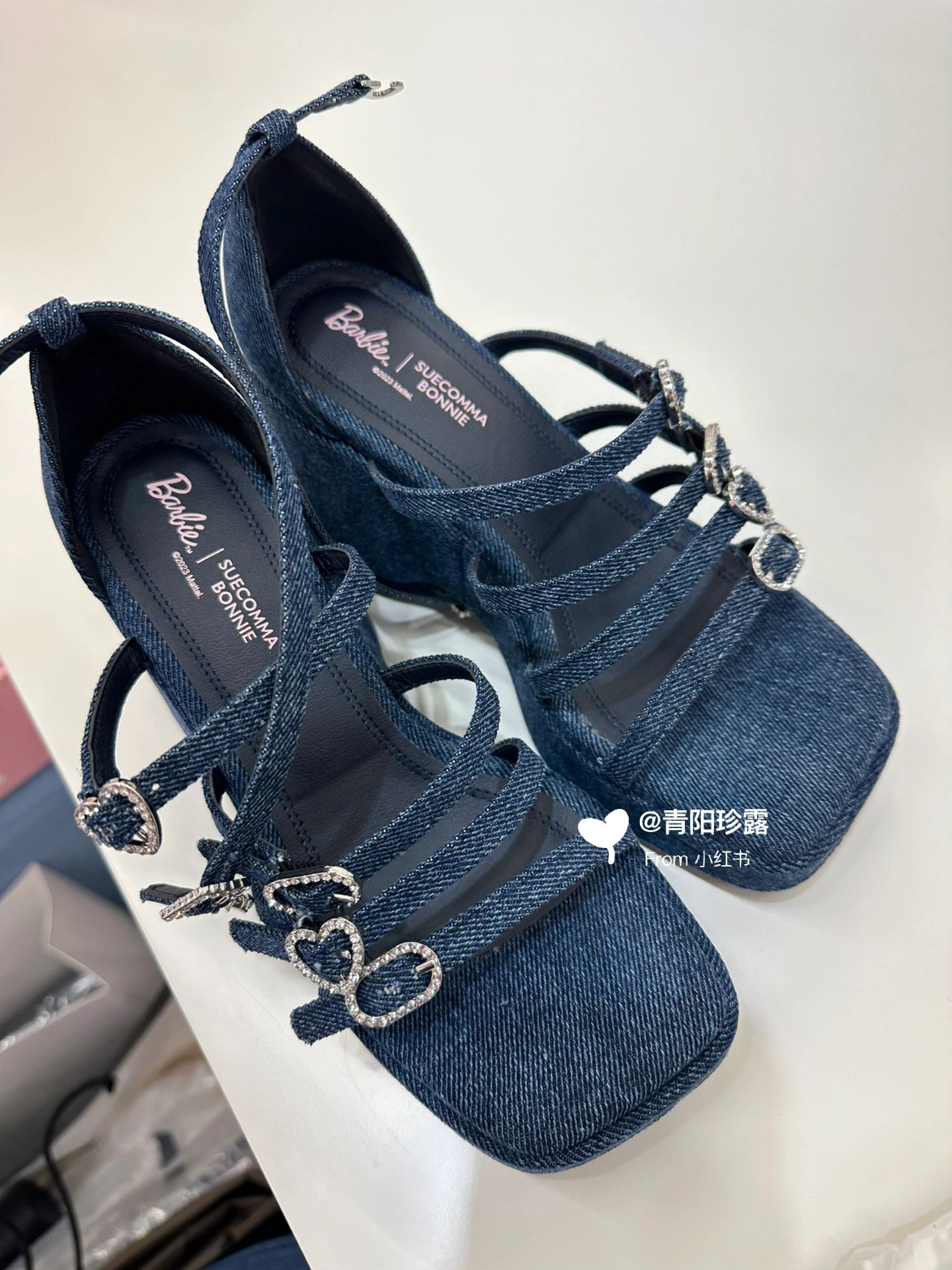 甜美 性感  - VALI鞋履AI设计主图