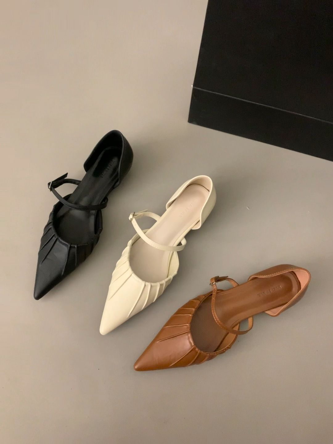 无帮 皮革  - VALI鞋履AI设计主图