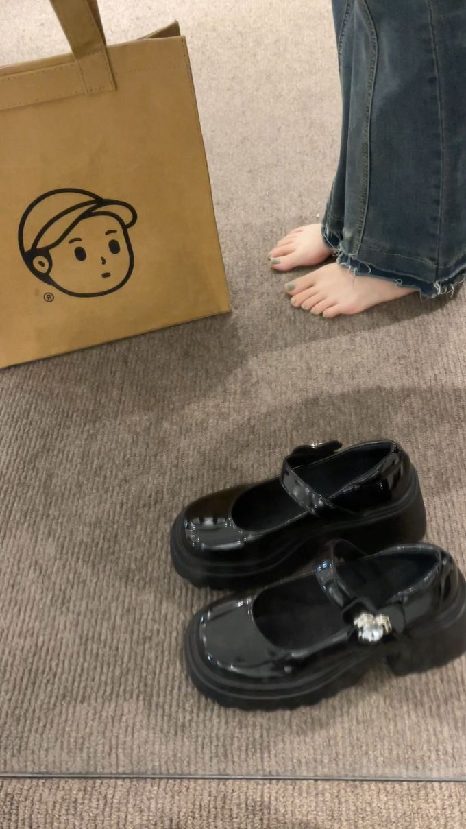 圆头 中口鞋 皮革 